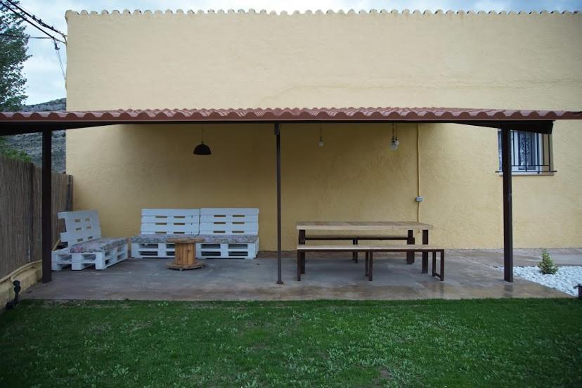 La Casa Del Rio Βίλα Granja Llumes Εξωτερικό φωτογραφία